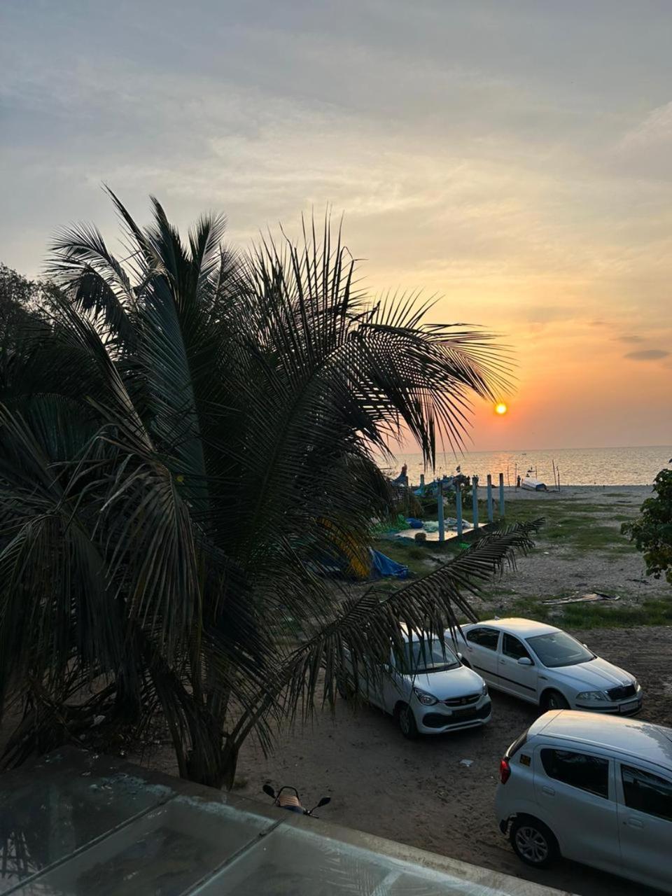Caspian Beach Resort Alappuzha Esterno foto